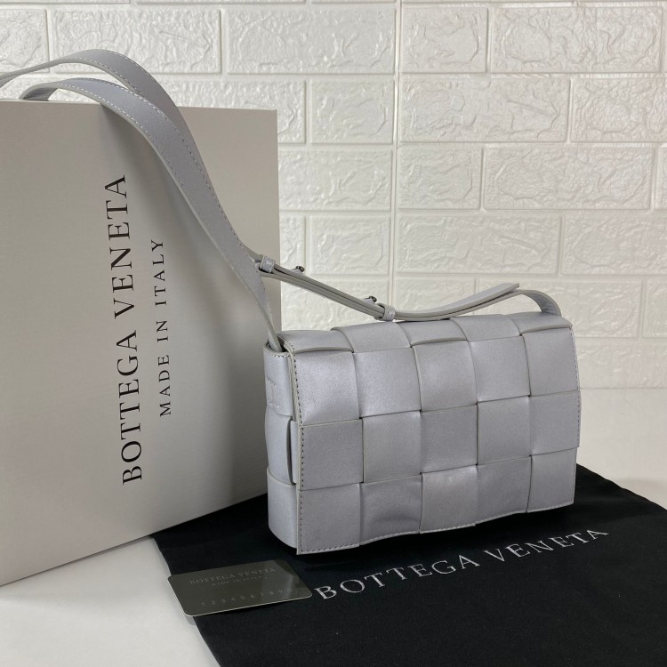 BOTTEGA VENETA CASSETE GUMUS